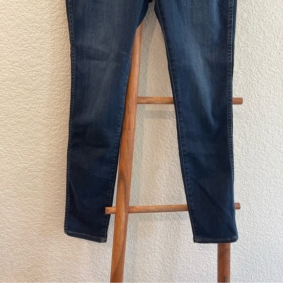 Madewell Curvy High-Rise Skinny Jeans in Woodland Wash Size 26 - Picture 10 of 15